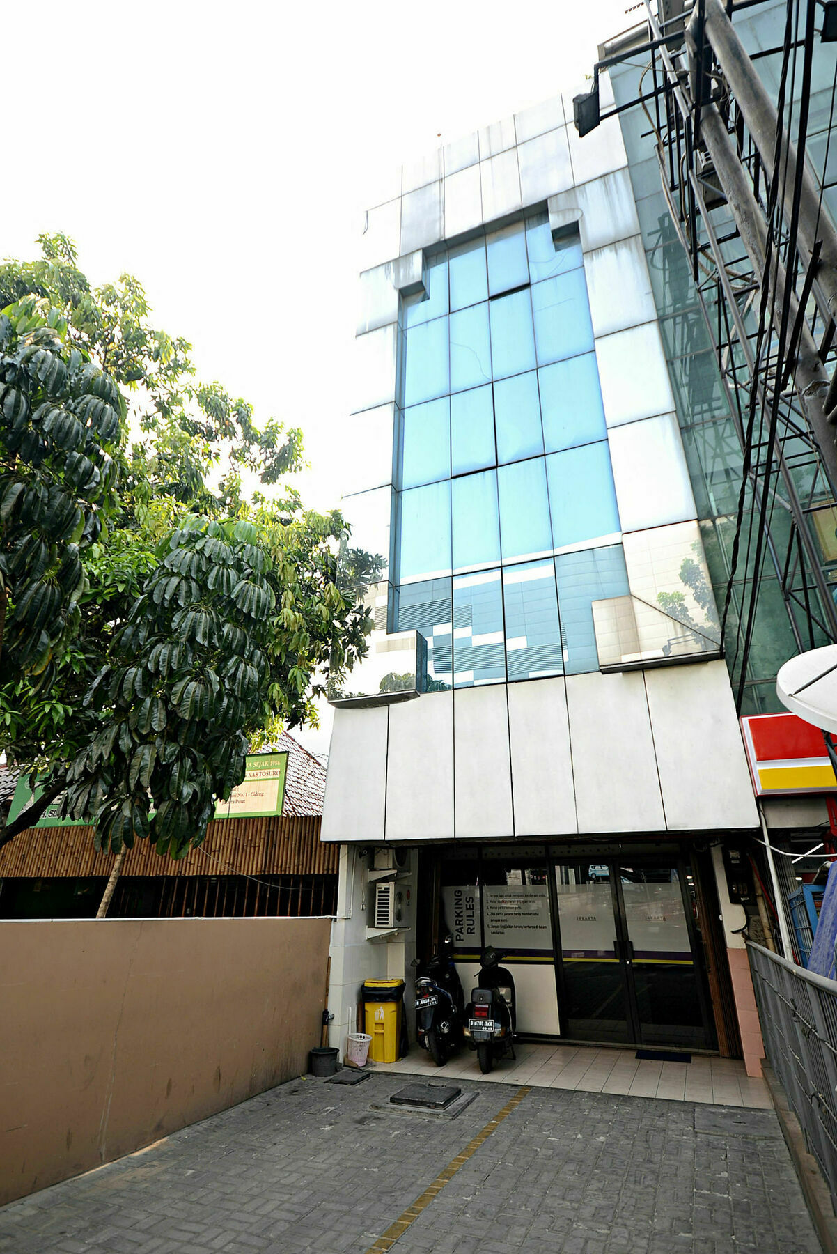 Zen Rooms Cideng Barat Cakarta Dış mekan fotoğraf